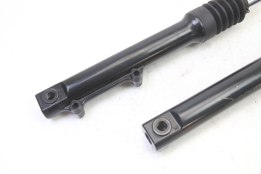 photo de FORK TUBE SYM FIDDLE 3 III 125 (2014 - 2020)