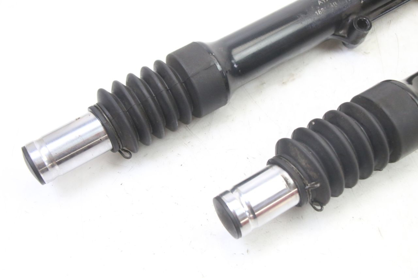 photo de FORK TUBE SYM FIDDLE 3 III 125 (2014 - 2020)