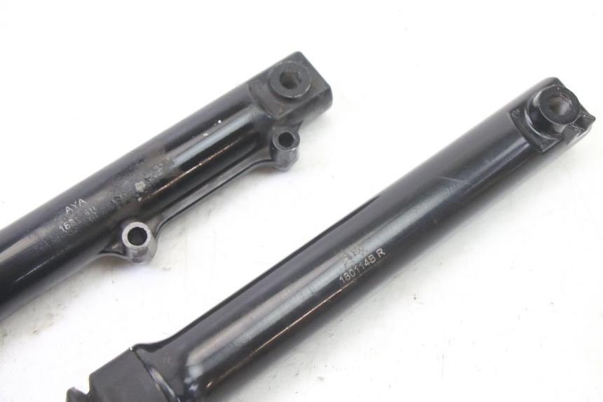 photo de FORK TUBE SYM FIDDLE 3 III 125 (2014 - 2020)