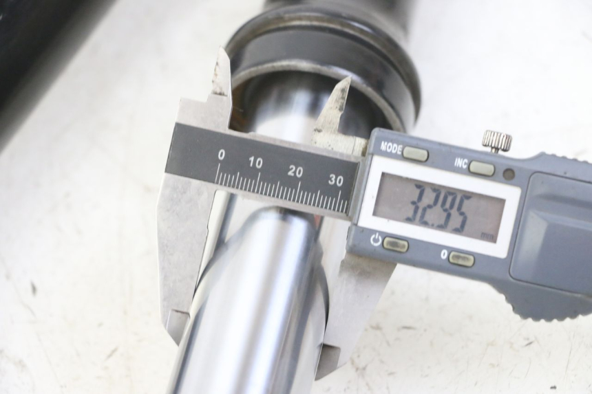 photo de FORKS LEG SYM FIDDLE 3 III 50 (2014 - 2020)