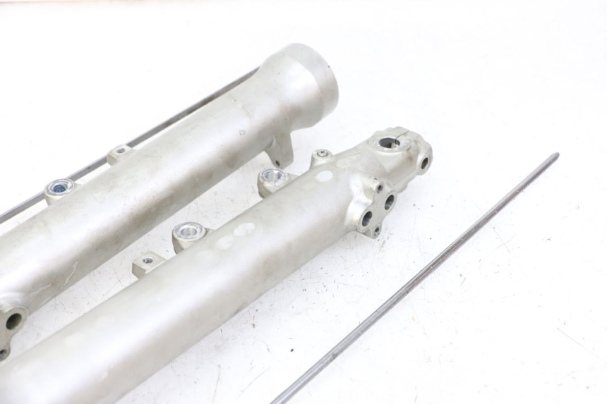 photo de FORKS LEG YAMAHA FJ 36Y 1100 (1984 - 1985)