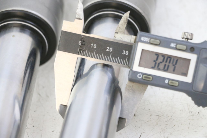 photo de FORK TUBE PIAGGIO FLY 2T 50 (2004 - 2017)