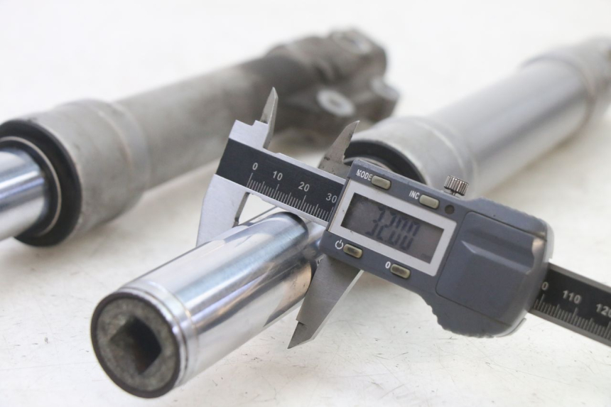 photo de FORK TUBE PIAGGIO FLY 2T 50 (2004 - 2017)