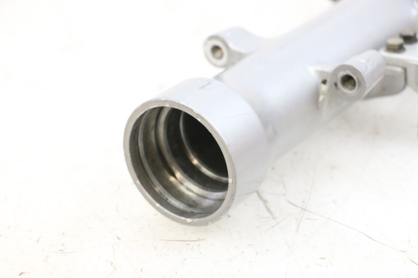 photo de LEFT FORKS LEG KAWASAKI GPZ RX 1000 (1986 - 1988) - Alternative perspective