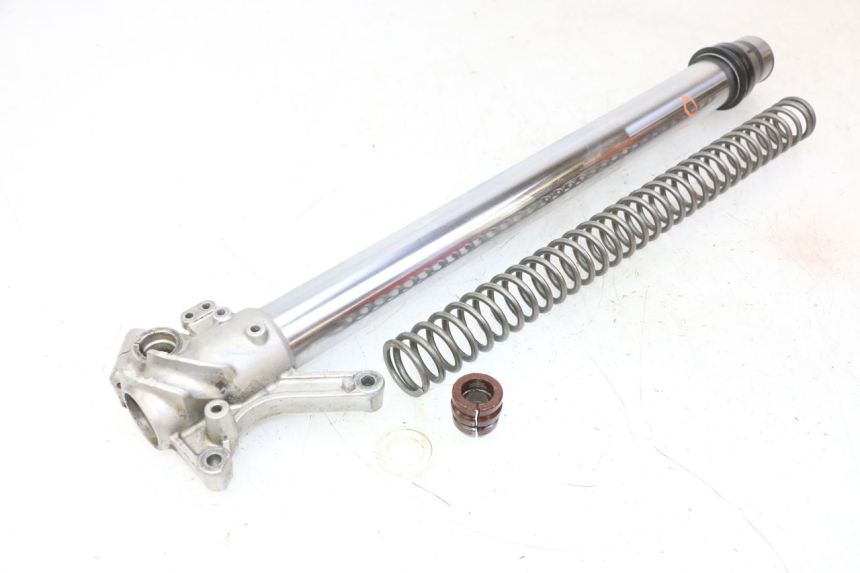 photo de LEFT FORKS LEG YAMAHA YZ 125 (1998 - 2005)