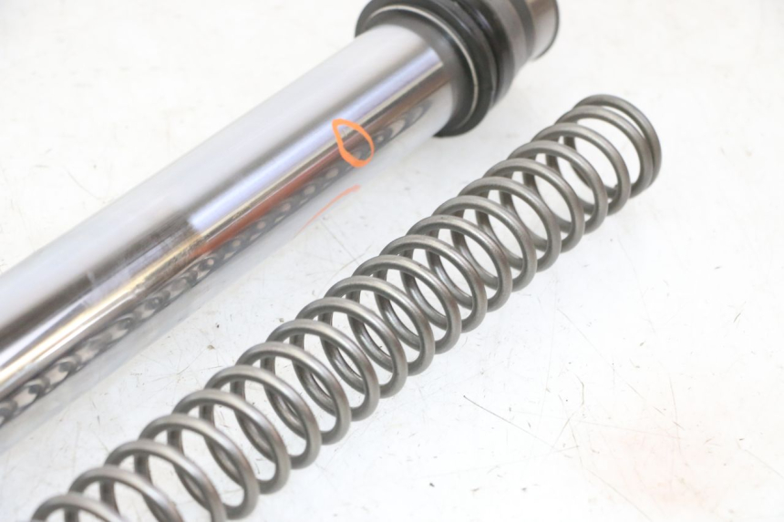 photo de LEFT FORKS LEG YAMAHA YZ 125 (1998 - 2005)