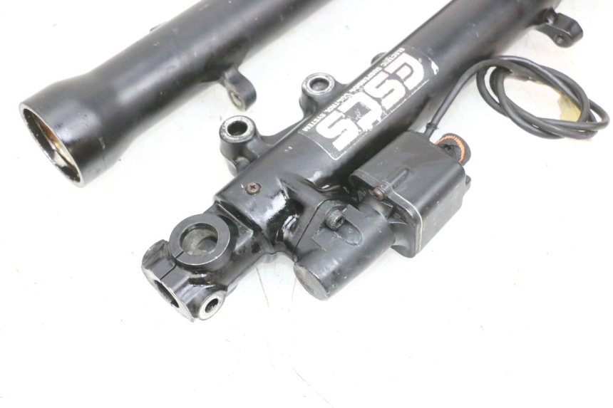 photo de FORKS LEG KAWASAKI GPX R WARBIRD 600 (1988 - 1993) - Supplementary product photo