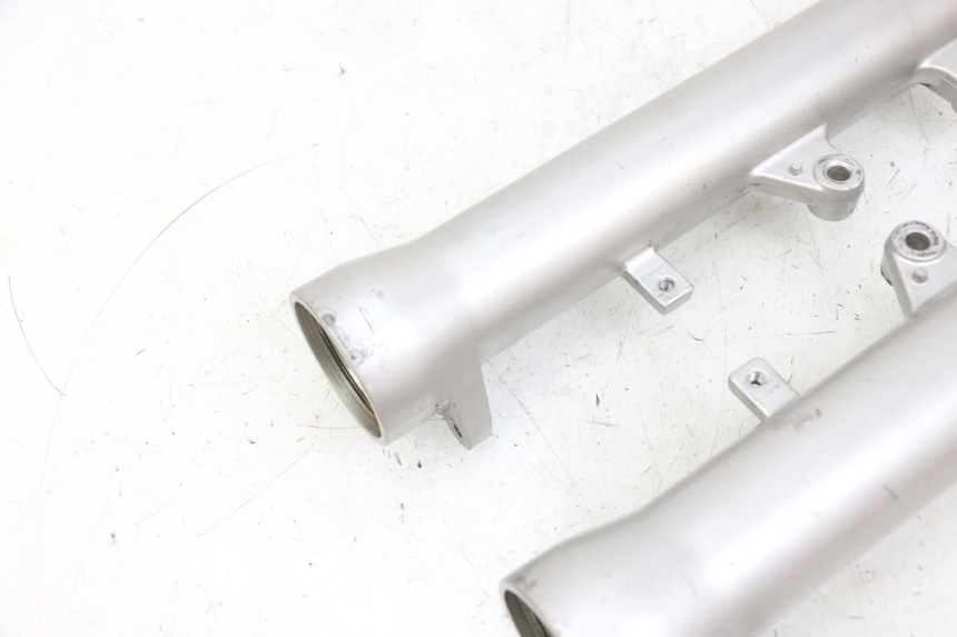 photo de FORKS LEG SUZUKI GSF N BANDIT 600 (1996 - 1999) - Surface and material condition