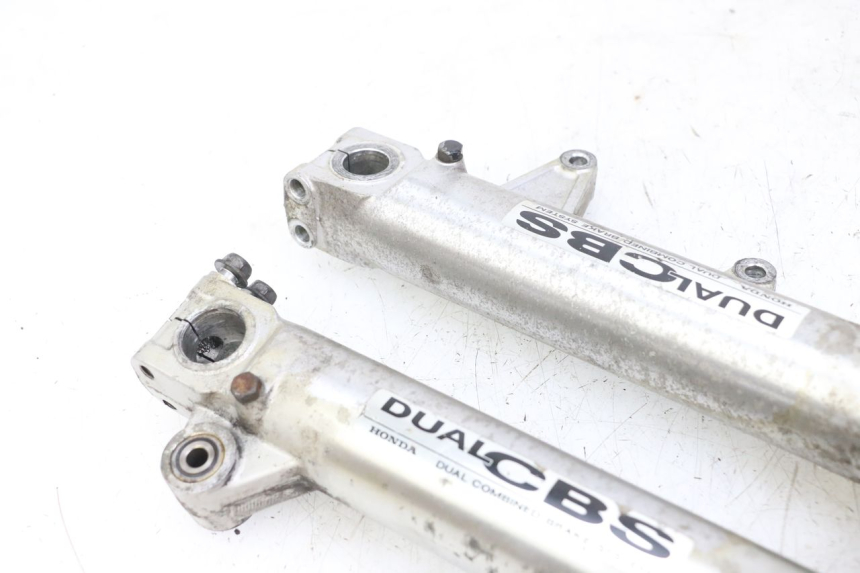 photo de FORKS LEG HONDA CBR F 1000 (1993 - 1996)