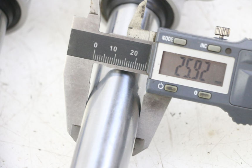 photo de FORKS LEG YAMAHA JOG R 50 (2004 - 2014)