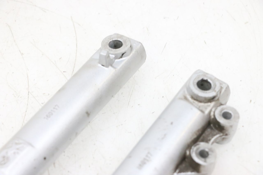 photo de FORKS LEG PEUGEOT KISBEE 2T 50 (2010 - 2017) - Product overview