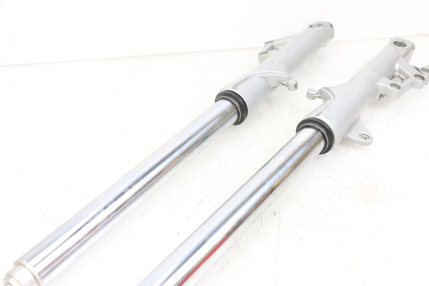 photo de FORKS LEG MOTO GUZZI NORGE 8V GT 1200 (2011 - 2016)
