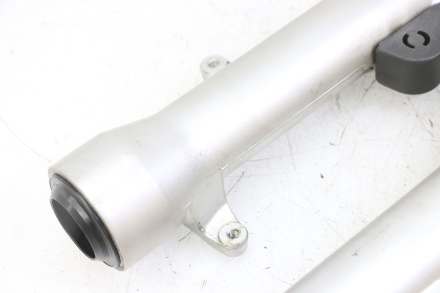 photo de FORKS LEG GILERA NEXUS 125 (2009 - 2013)