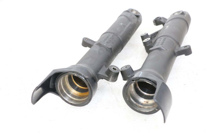 photo de FORKS LEG KAWASAKI NINJA 400 (2018 - 2023) - Zoom on usage condition