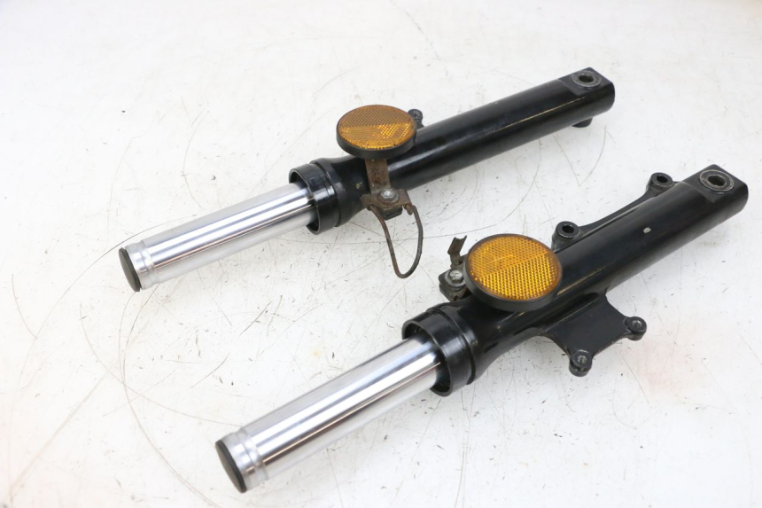 photo de FORK TUBE SYM ORBIT 2 4T 50 (2008 - 2017) - Zoom on usage condition