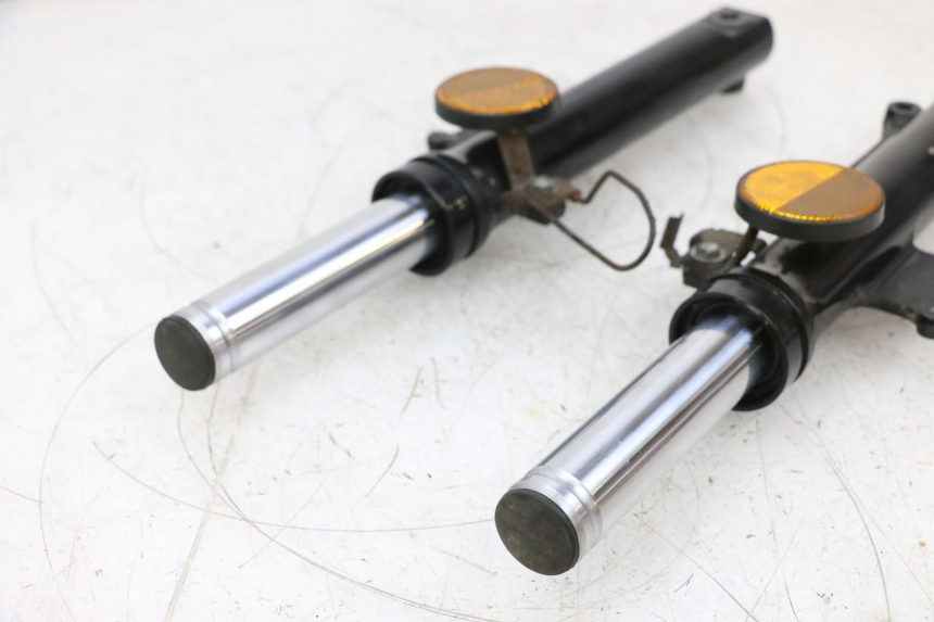 photo de FORK TUBE SYM ORBIT 2 4T 50 (2008 - 2017) - Alternative perspective