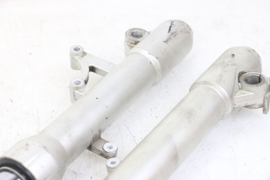 photo de FORKS LEG PEUGEOT SATELIS 125 (2010 - 2012)