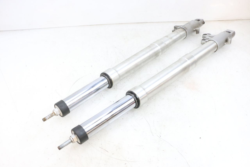 photo de FORKS LEG BMW R RT ABS 1200 (2010 - 2014) - Fixing points details