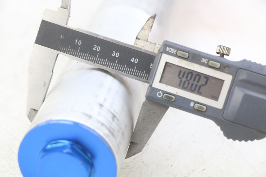 photo de FORK TUBE APOLLO RFZ 150