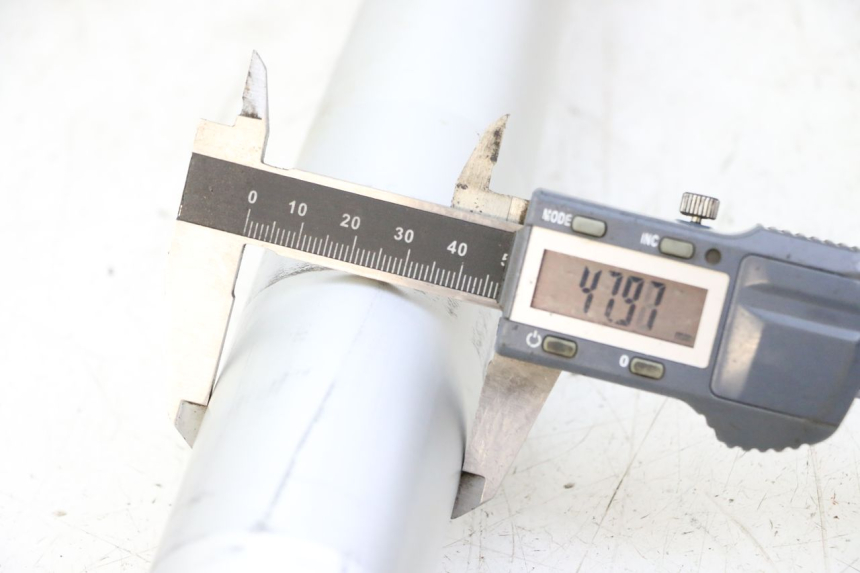 photo de FORKS LEG APOLLO RFZ 125