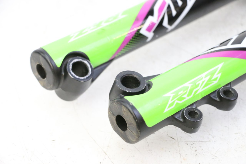 photo de FORKS LEG APOLLO RFZ 125