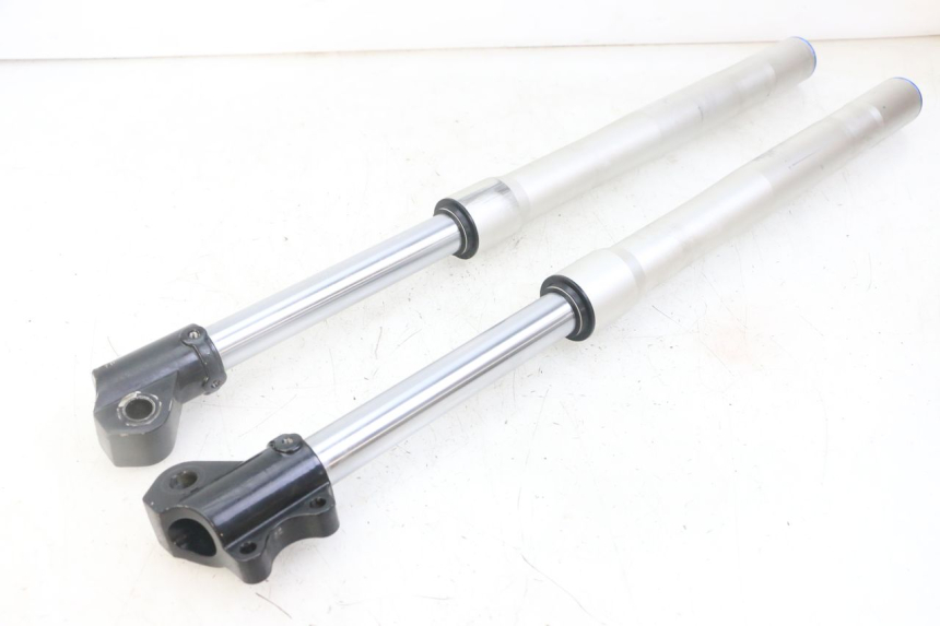 photo de FORK TUBE APOLLO RXF 125