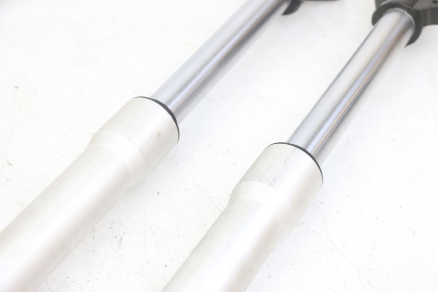 photo de FORK TUBE APOLLO RXF 125