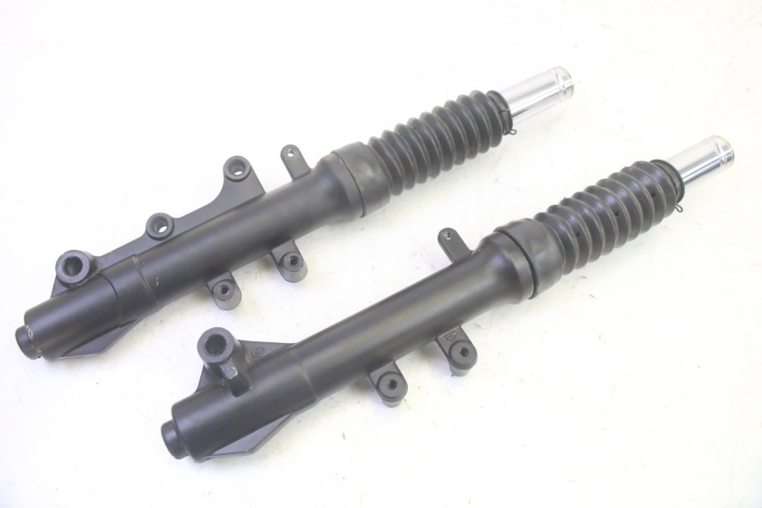 photo de FORKS LEG JM MOTORS SANTANA EVO 50 (2024 - 2026) - Main view