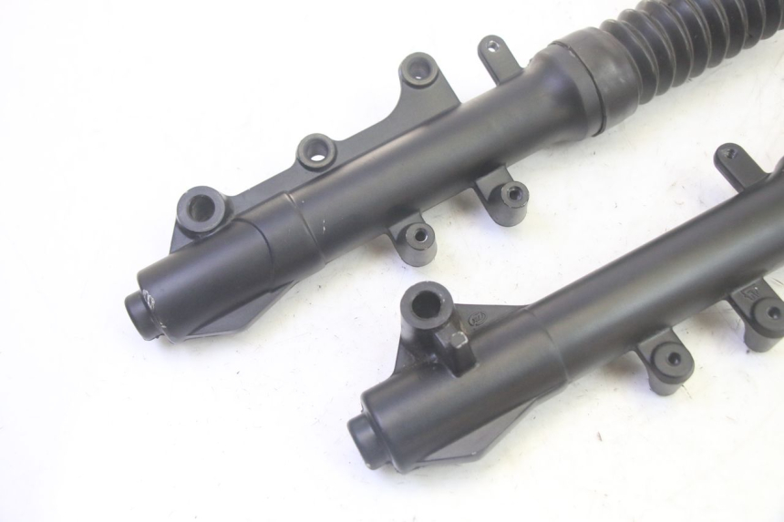 photo de FORKS LEG JM MOTORS SANTANA EVO 50 (2024 - 2026) - Component detail