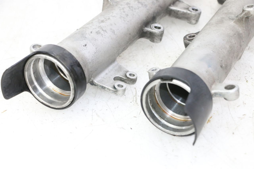 photo de FORKS LEG HONDA ST PAN EUROPEAN 1300 (2002 - 2013)