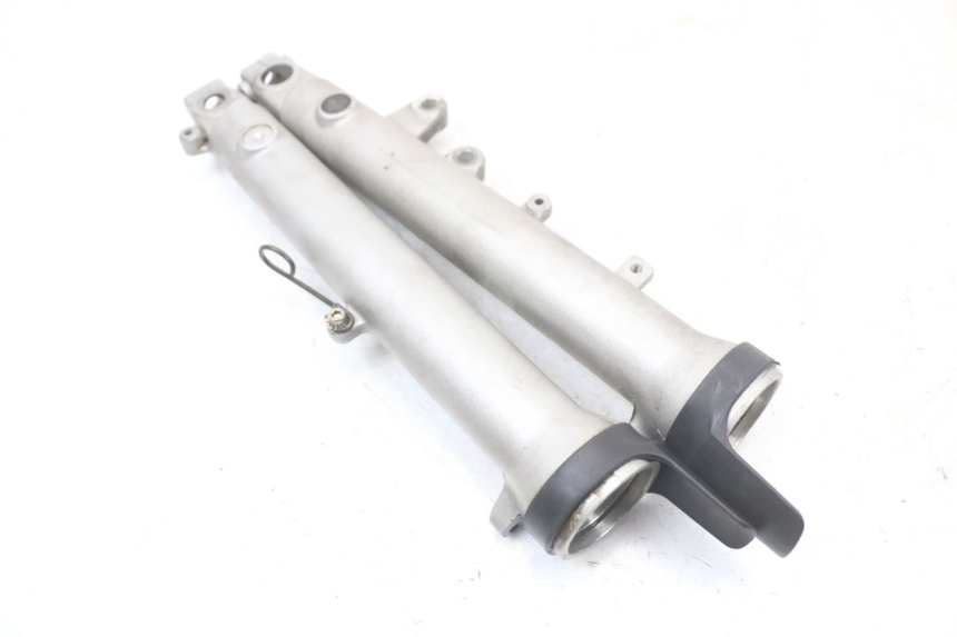 photo de FORKS LEG SUZUKI GS F 500 (2004 - 2007)