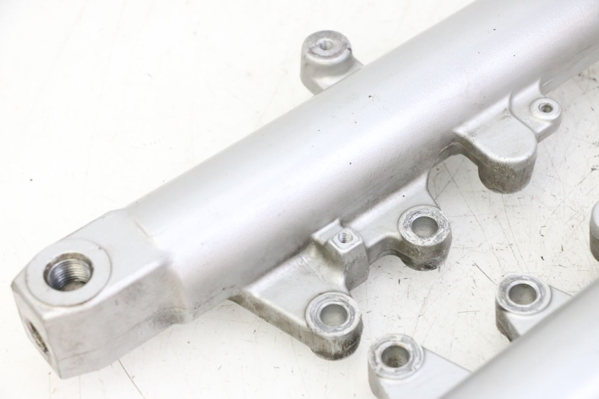 photo de FORKS LEG SUZUKI SV S 650 (2003 - 2009)
