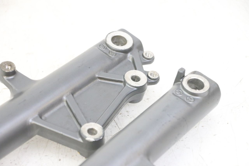 photo de FORK TUBE APRILIA SXR 50 (2021 - 2023)