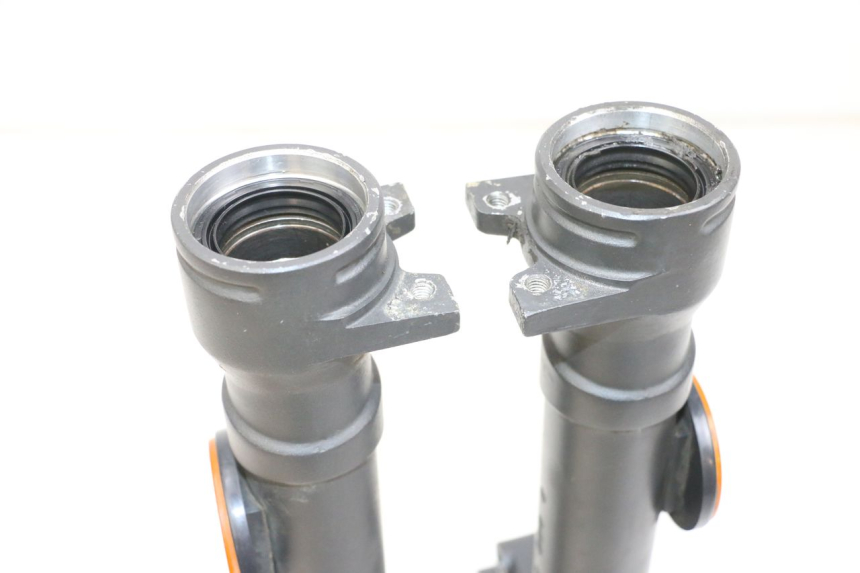 photo de FORKS LEG YAMAHA TZR 50 (2008 - 2016) - Zoom on usage condition