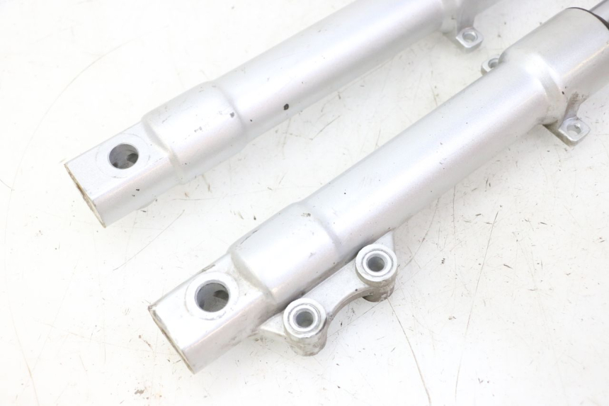 photo de FORKS LEG PEUGEOT VIVACITY NEW 4T 50 (2008 - 2017)