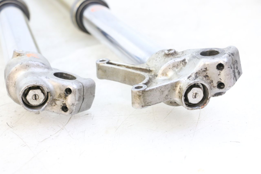 photo de FORKS LEG YAMAHA YZ 125 (2006 - 2016)