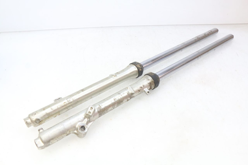 photo de FORK TUBE YAMAHA YZ 80 (1982 - 1983)