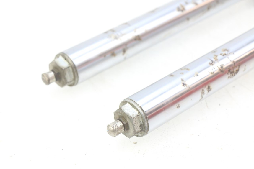photo de FORK TUBE YAMAHA YZ 80 (1982 - 1983)