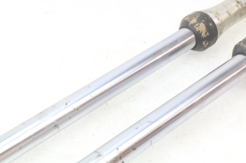 photo de FORK TUBE YAMAHA YZ 80 (1982 - 1983)