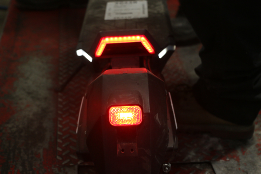photo de REAR MUDGUARD PUNK ELECTRIC RIDER 1