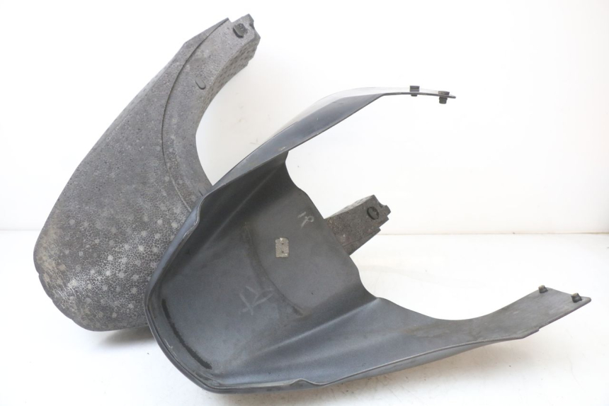 photo de FRONT FENDER BMW C1 125 (2000 - 2003)