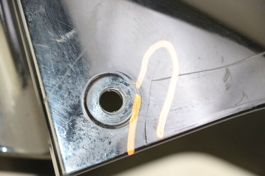 photo de FRONT FENDER SUZUKI BURGMAN 125 (2007 - 2014)