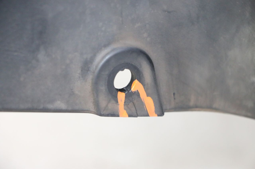 photo de FRONT FENDER SUZUKI BURGMAN 125 (2007 - 2014)