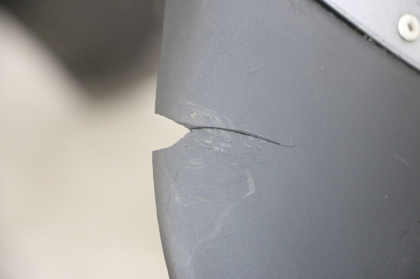 photo de FRONT MUDGUARD SUZUKI BURGMAN 650 (2013 - 2020)