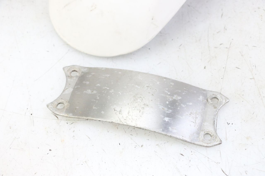 photo de FRONT FENDER YAMAHA FJ 36Y 1100 (1984 - 1985)