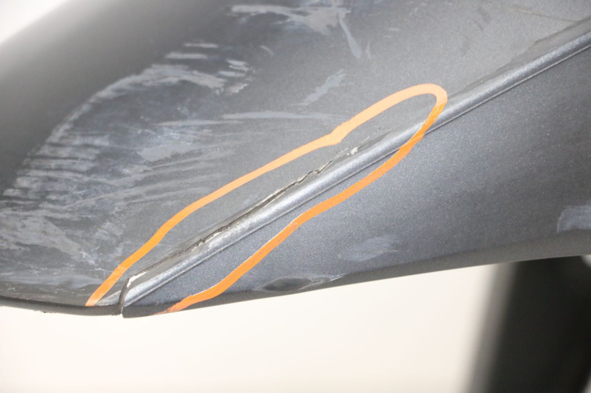 photo de FRONT FENDER SUZUKI GSR 750 (2011 - 2017)