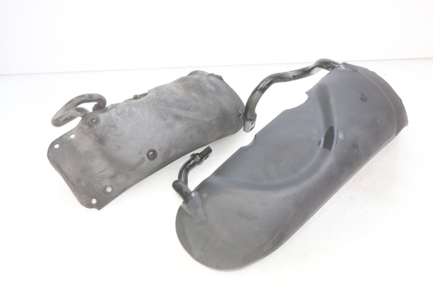 photo de FRONT FENDER PIAGGIO MP3 LT 400 (2007 - 2012)