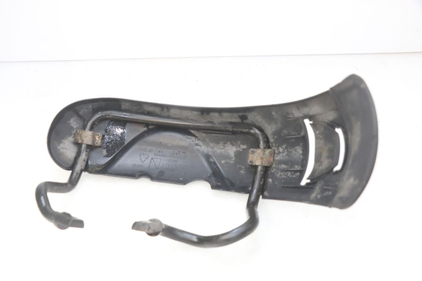 photo de FRONT FENDER PIAGGIO MP3 LT 400 (2007 - 2012)