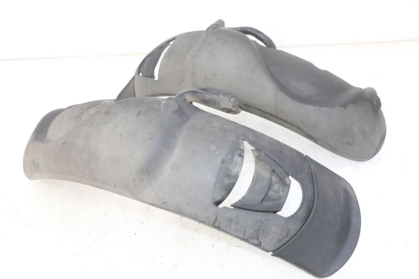 photo de FRONT FENDER PIAGGIO MP3 LT 300 (2010 - 2016)