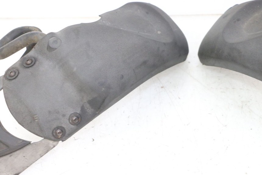 photo de FRONT FENDER PIAGGIO MP3 LT 300 (2010 - 2016)